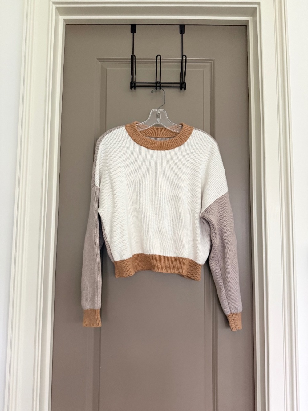 Abercrombie & Fitch Women's Sweater - Size Small